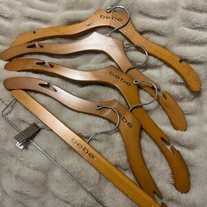 Bebe 5 Natural Wood Hangers Collection